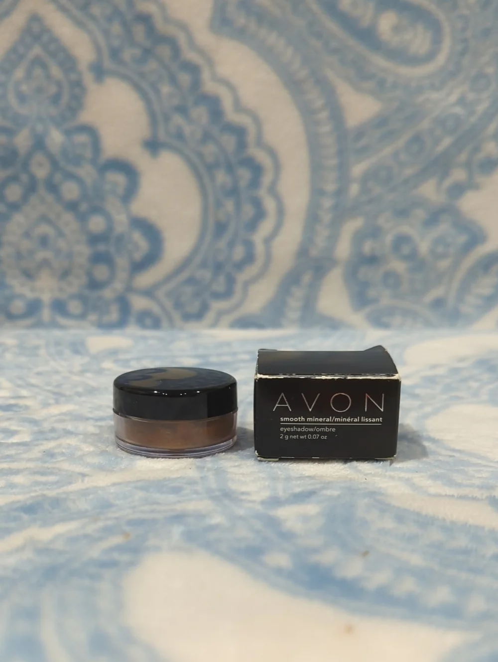 AVON Smooth Mineral Eyeshadow - Warm Brown